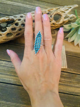 Load image into Gallery viewer, Beautiful Turquoise & Sterling Silver Petit Point Ring