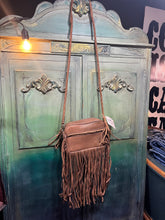 Load image into Gallery viewer, Fringe Flirt Purse
