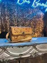 Load image into Gallery viewer, Golden Era Tooled Purse

