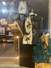 Load image into Gallery viewer, Rockin’ Quilted Vest
